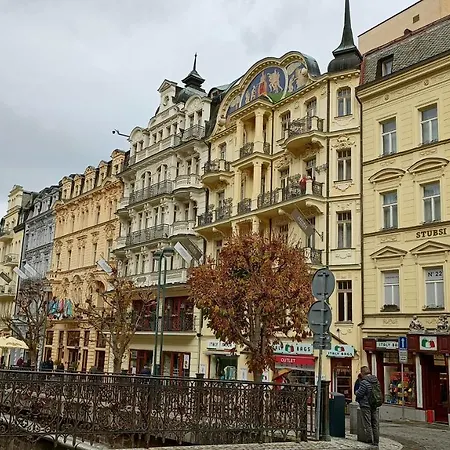Stubsi With Colonnade View *