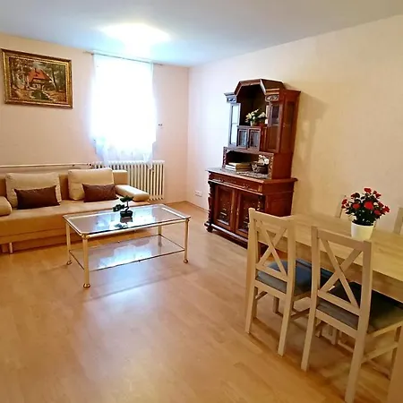 Stubsi With Colonnade View Apartment Karlovy Vary