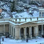 Stubsi Offer A Magnificent View Of The Colonnade Apartman Karlovy Vary