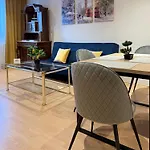 Stubsi Offer A Magnificent View Of The Colonnade *
