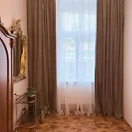 Stubsi Offer A Magnificent View Of The Colonnade * Karlovy Vary
