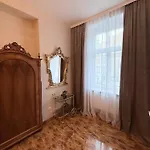 Stubsi Offer A Magnificent View Of The Colonnade Apartman *