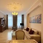 Apartman Stubsi Offer A Magnificent View Of The Colonnade