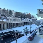 Stubsi Offer A Magnificent View Of The Colonnade * Karlovy Vary