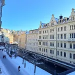 Apartman Stubsi Offer A Magnificent View Of The Colonnade