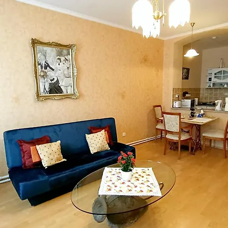 Apartment Stubsi With Colonnade View