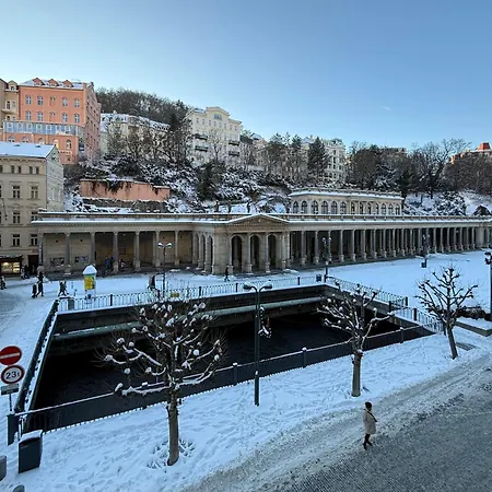 דירה Stubsi Offer A Magnificent View Of The Colonnade