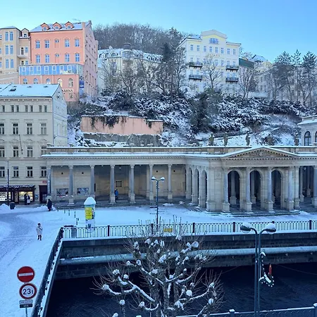Stubsi Offer A Magnificent View Of The Colonnade * Karlovy Vary