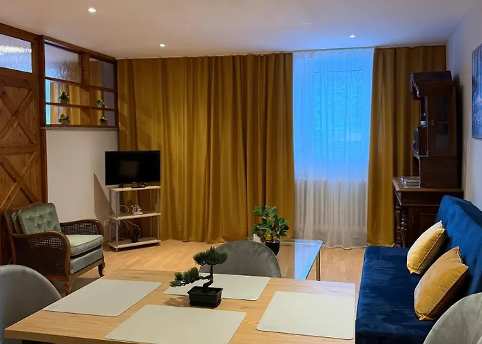 Stubsi Offer A Magnificent View Of The Colonnade דירה