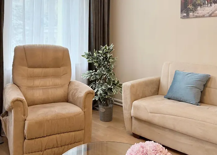 Stubsi Offer A Magnificent View Of The Colonnade דירה