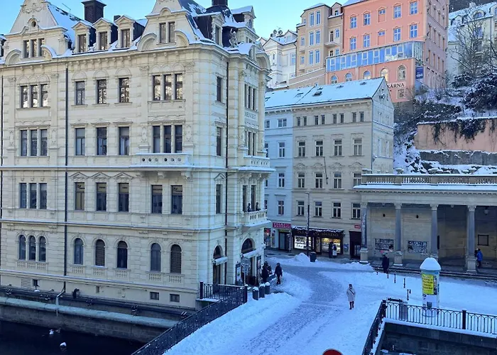 Stubsi Offer A Magnificent View Of The Colonnade *